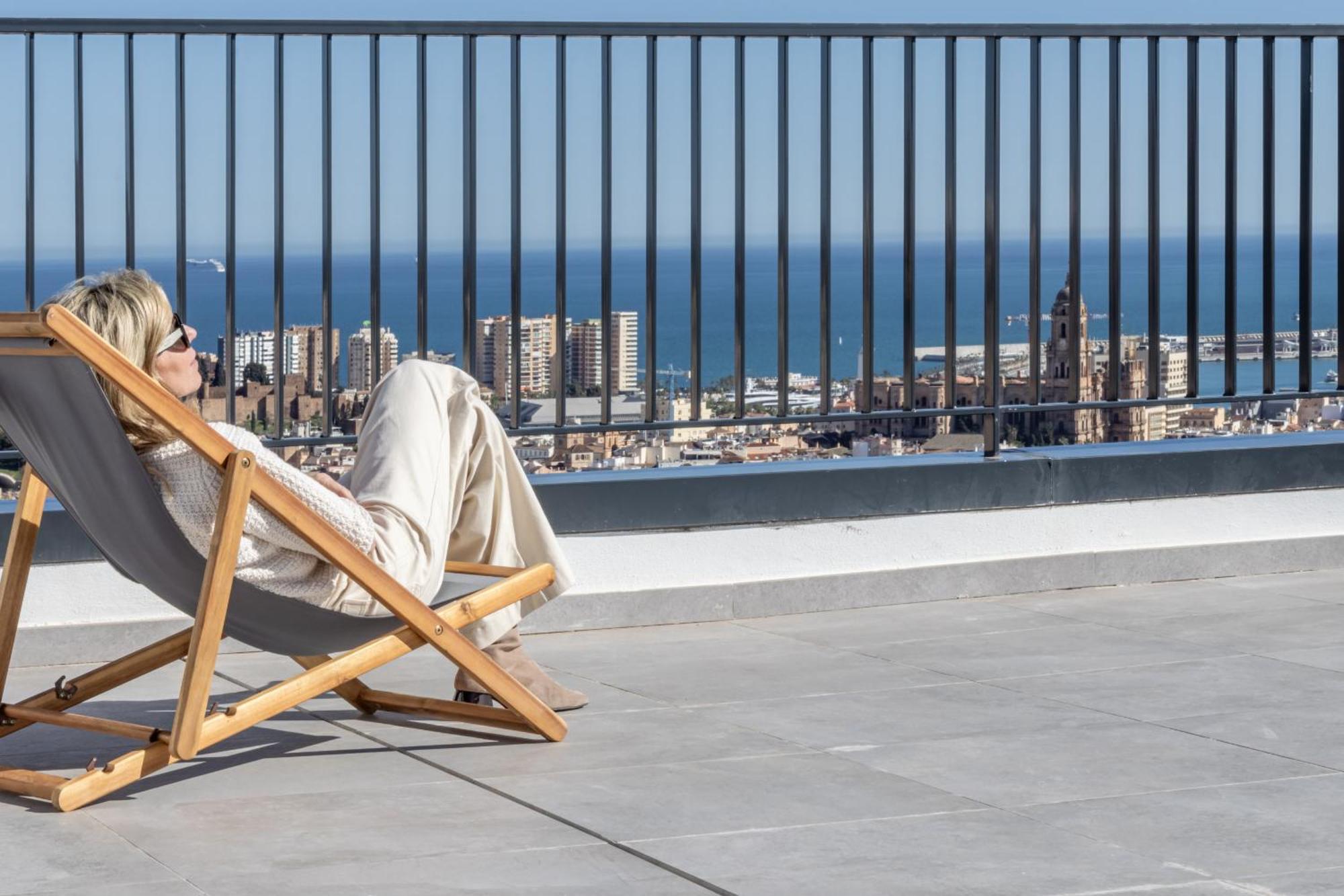 Malaga Skyline 1 Pool & Parking Free 아파트 외부 사진